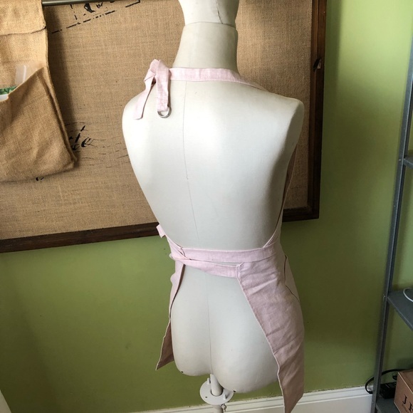 Blush new linen apron - Picture 4 of 6